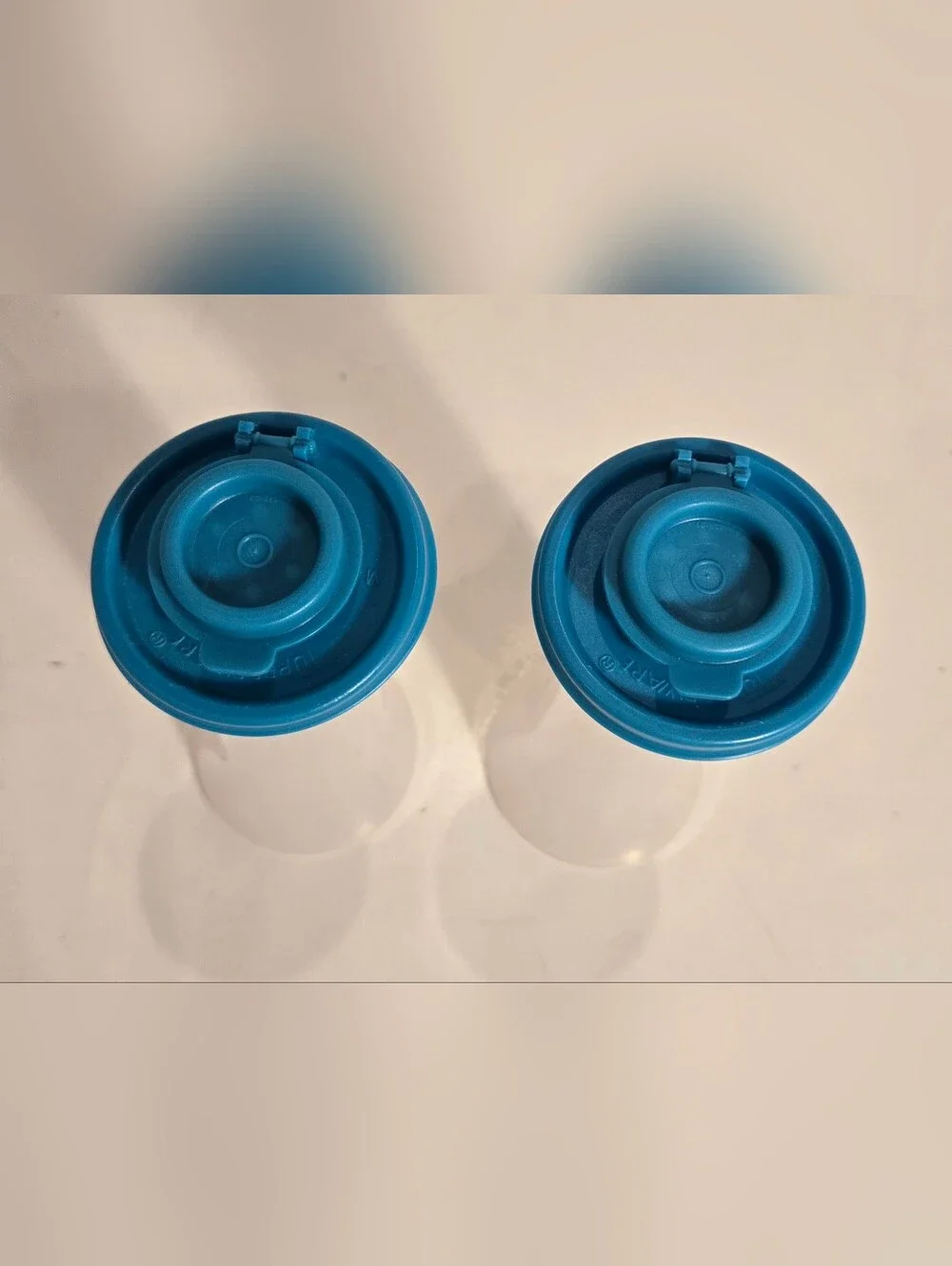 Large Tupperware Hourglass Salt and Pepper Shakers Set Clear With Teal Snap Tops